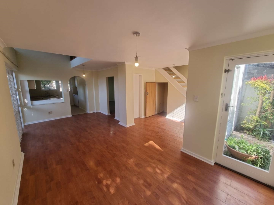 To Let 3 Bedroom Property for Rent in Flamingo Vlei Western Cape